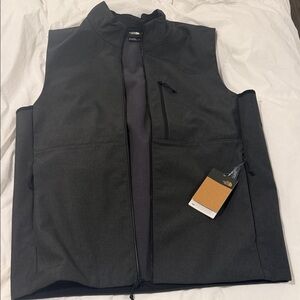 The North Face Men's Charcoal Gray Vest